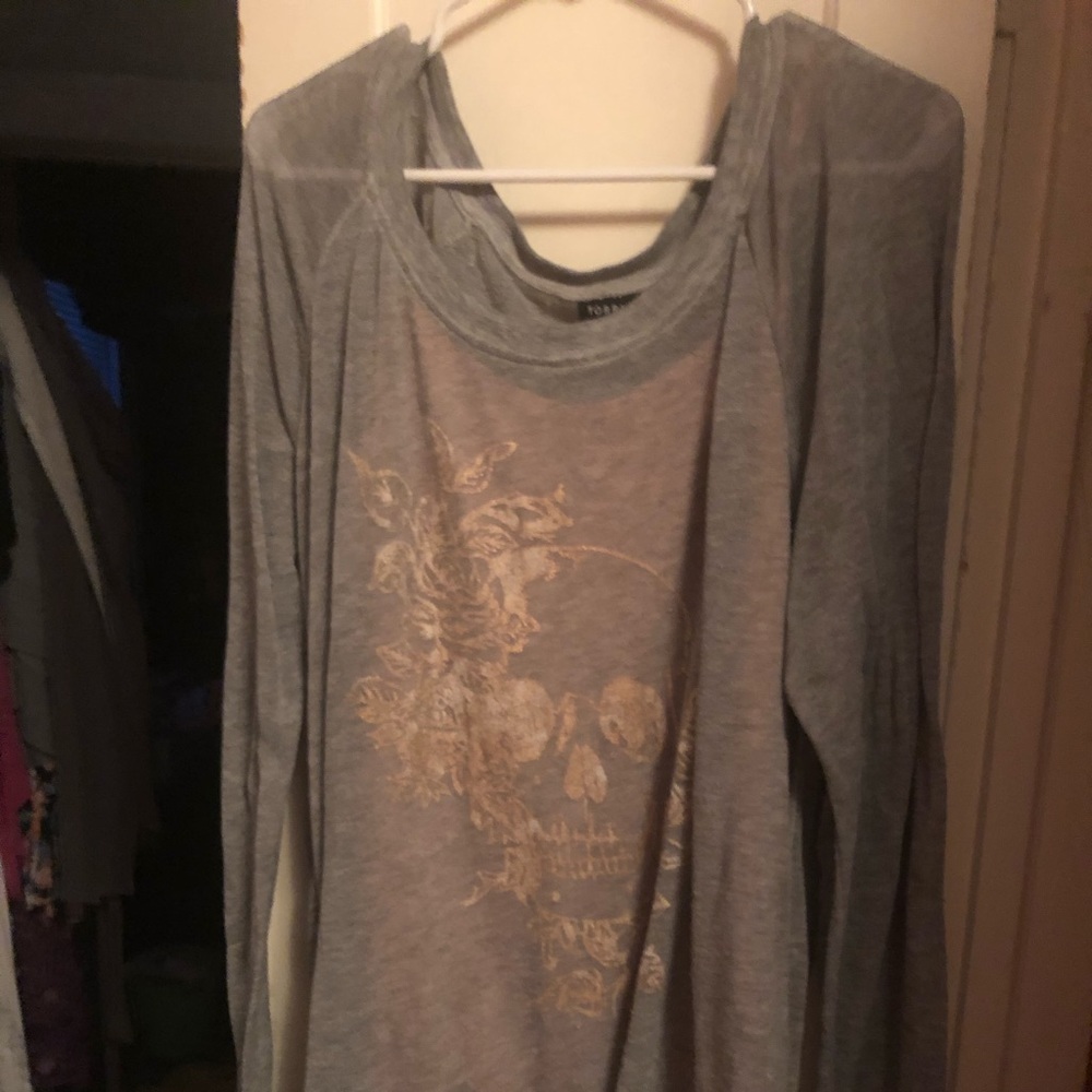 Woman’s torrid shirt set size 3